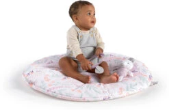 Ingenuity Cozy Spot Calla Wendedecke Mit Spielbogen Aus Holz -Bekleidungsgeschäft ingenuity cozy spot calla wendedecke mit spielbogen aus holz 3