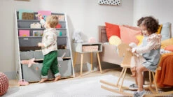 Kinderkraft Bücherregal RACOON 12 Kinderkraft Bücherregal RACOON -Bekleidungsgeschäft kinderkraft bucherregal racoon 1