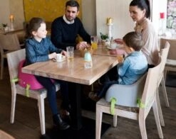 Junior Booster In Ocean Blue -Bekleidungsgeschäft koru kids junior booster in ocean blue 4