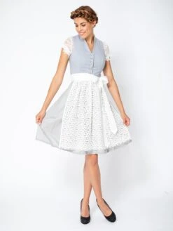 Dirndl "Xara" In Grau -Bekleidungsgeschäft melega dirndl xara in grau 3