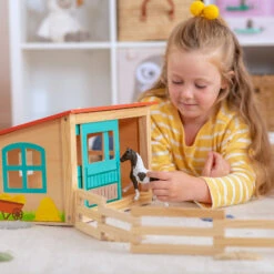 Pferdestall Aus Holz -Bekleidungsgeschäft mytoys originals pferdestall aus holz 3