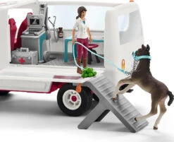 Schleich Horse Club 42439 Mobile Tierärztin Mit Hannoveraner Fohlen -Bekleidungsgeschäft schleich horse club 42439 mobile tierarztin mit hannoveraner fohlen 5